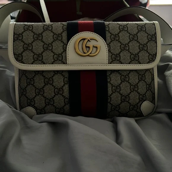 Gucci Bags Gucci Fanny Pack Only Wore Once Never Wore Again And 0 Authentic Bag Poshmark